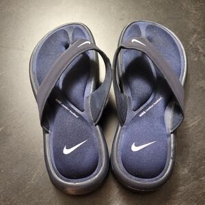 Nike Comfort Foam Foot Bed Size 7